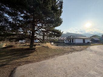 AstonReal nabízí exkluzivně k prodeji stavební pozemek v