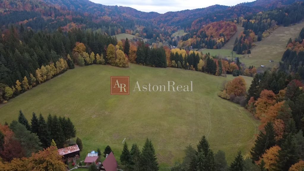 AstonReal nabízí k prodeji investiční pozemek v rekreační