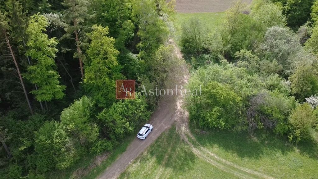 AstonReal oferuje w wyłącznym przedstawicielstwie na