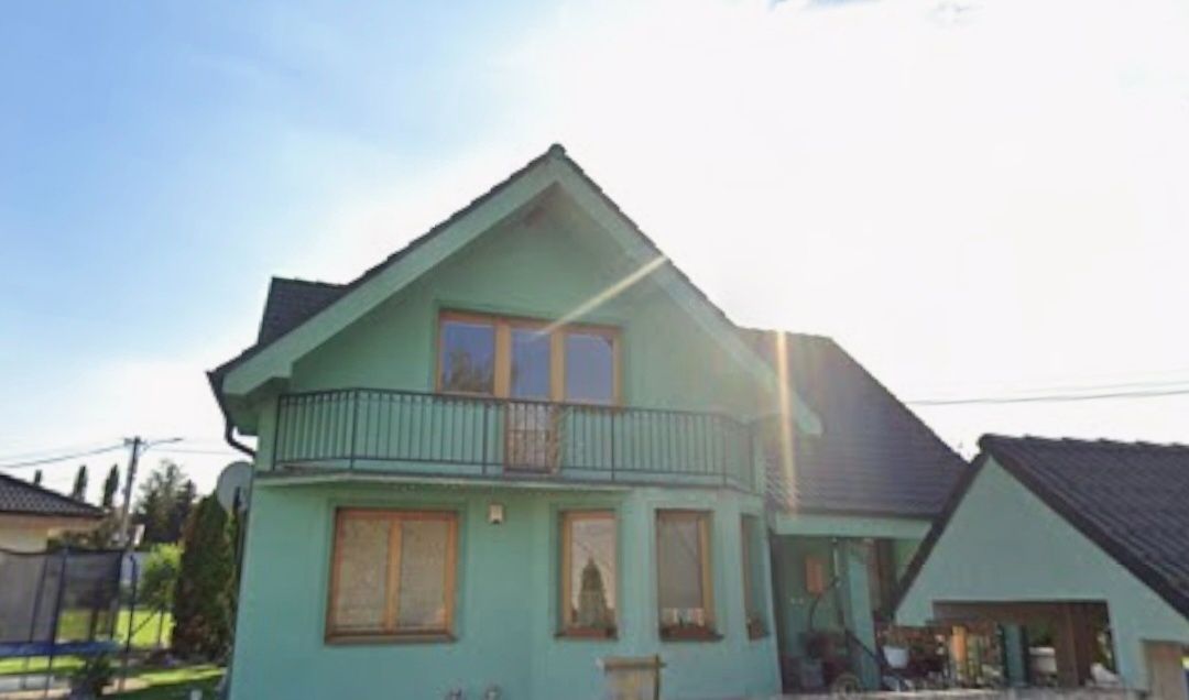 We are preparing an offer for sale of a family house with
