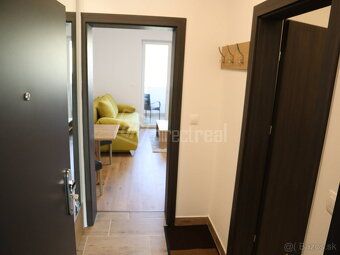 UMEBLOWANY 1 POKOJOWY APARTAMENT 30 M2 Z TARASEM OBOK