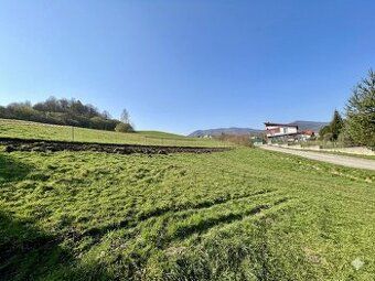 Nabízíme k prodeji pozemek v Ružomberku v oblasti Kosovo