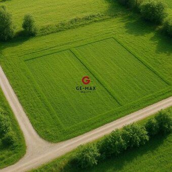 I offer for sale plots located directly in the village of