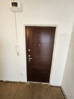 Продається 1-кімнатна квартира в затребуваному районі на