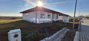 We exclusively offer for sale a brick family house in the