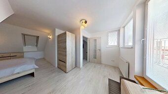 Prodávám prostorný, světlý a moderně zařízený 4-pokojový
