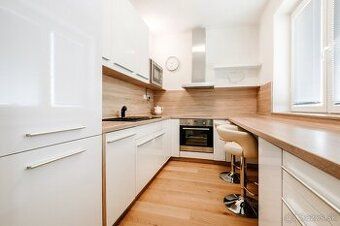 Nowoczesny i w pełni wyposażony apartament w dzielnicy