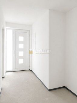 Oferujemy na sprzedaż funkcjonalny 4-pokojowy dom