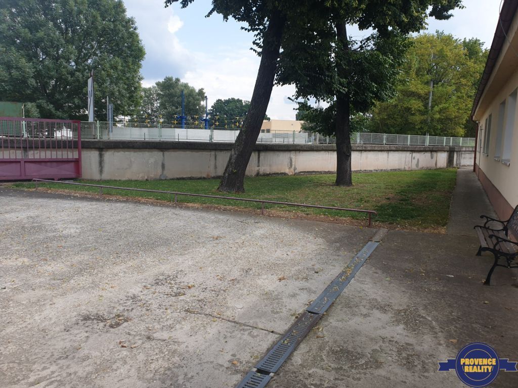 PROVENCE REALITY s.r.o. - z poverenia majiteľa, Vám ponúkam