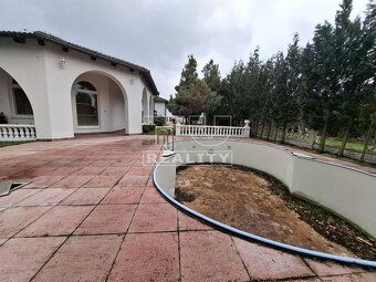 predam luxusny rod dom zastavena plocha cca 500 komplet poze