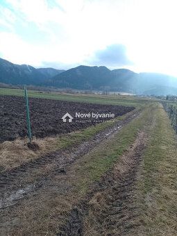 Oferuję na sprzedaż słoneczną działkę budowlaną w