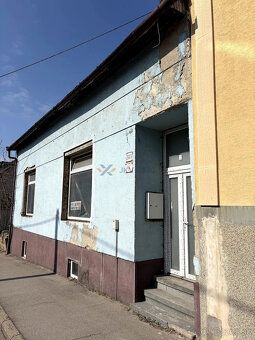 Ponúkame na predaj nehnuteľnosť v centre mesta Nové Zámky (M