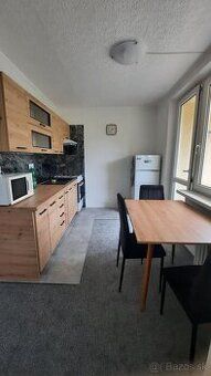 ID:4372 Oferujemy na sprzedaż przestronne i jasne