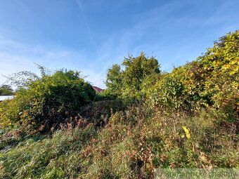 Oferujemy na sprzedaż działkę o powierzchni 1668 m2 w