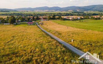 Hledáte ideální místo pro klidné rodinné bydlení s
