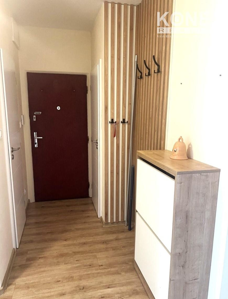 ID:4373 Ponúkame na prenájom priestranný a svetlý 3-izbový b