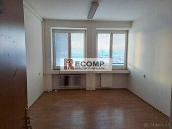 FULLY RENOVATED OFFICES / WAREHOUSE IN POPRAD – ZÁPAD