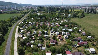 Oferujemy na sprzedaż przytulny dwupiętrowy domek