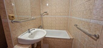Oferuję na sprzedaż 1-pokojowe mieszkanie 36 m² znajdujące