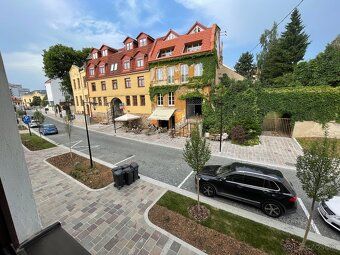 Nabízím k pronájmu krásnou kancelář o rozměrech cca 4,7 m ×
