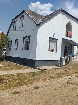 V maďarské obci Vizsoly, pouhých 30 minut od Košic, v