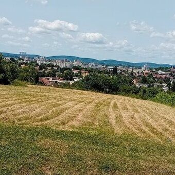 Działka budowlana w mieście Levice na sprzedaż. Znajduje