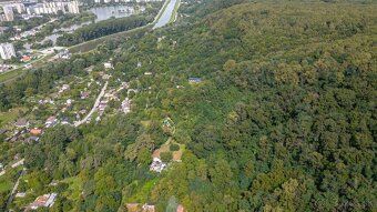 Představte si, že vlastníte více než 4 500 m² přírody jen