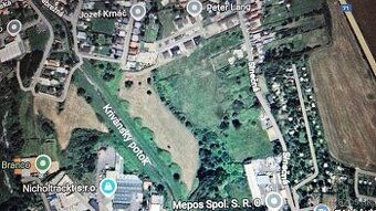 Płaski teren o łącznej powierzchni 6701 m² położony w
