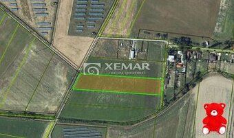 Płaski teren o łącznej powierzchni 6701 m² położony w