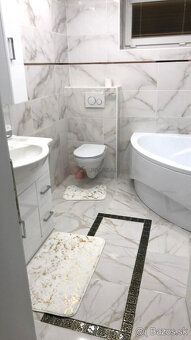 Oferuję długoterminowy wynajem nowego 5-pokojowego domu