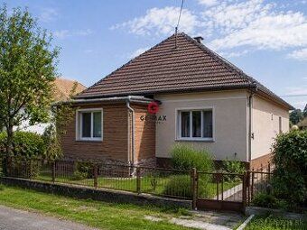 ID:4375 Пропонуємо на продаж добре збережений 6-кімнатний