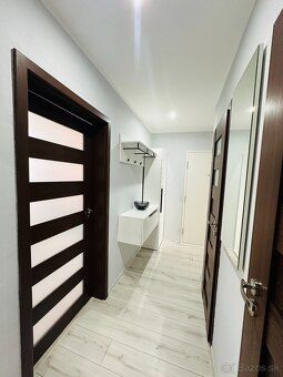 Do sprzedaży przestronny 3-pokojowy apartament po