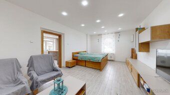 CASMAR real estate agency exclusively offers for sale an