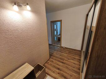 Nabízím k pronájmu zařízený 2-pokojový byt s lodžií a