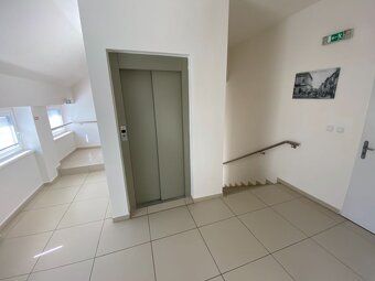 Пропонуємо орендувати гарне, затишне приміщення для офісу