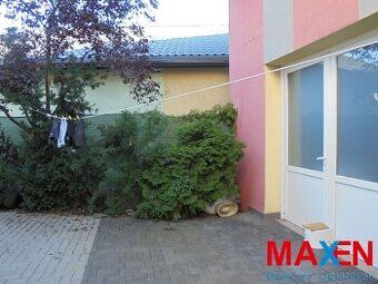 Oferujemy do wynajęcia funkcjonalne pomieszczenia handlowe i użytkowe