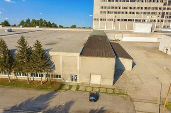 AVORY Realitní Centrum / Nabízíme k pronájmu komerční