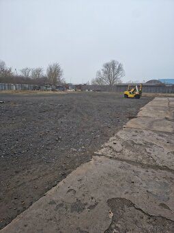 Wynajmę teren KOVOŠROT w Filakowie - utwardzony plac o powierzchni 4000 m² - magazyn blaszany ok.