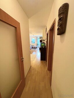 Хорватський Гроб - Чорна Вода Продається 2-кімнатна квартира в