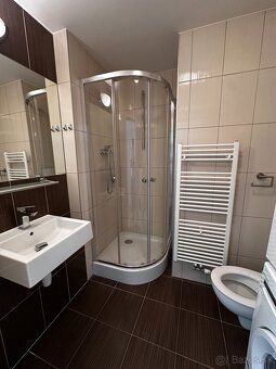 Oferuję na sprzedaż kawalerkę o powierzchni 24,56 m² w projekcie Dorn