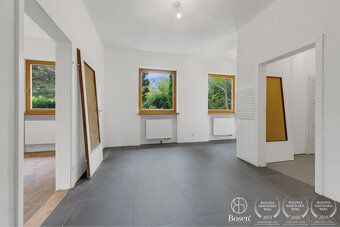 Typ: 4-pokojový byt Ulice: Viertelstrasse Obec