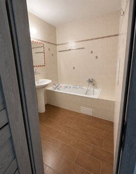 Na predaj moderný 3-izbový byt  v obľúbenom Ružinove!
 Ponúk