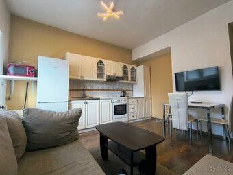 Oferujemy do wynajęcia jasny i funkcjonalnie urządzony apartament jednopokojowy
