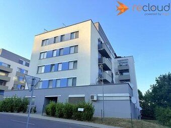 Juraj Kolárik +421 918 938 737 e-mail: V2 Real Estate jako