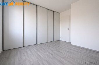Jeśli szukasz mieszkania, które oferuje więcej niż zwykłe mieszkanie, ta nieruchomość jest właśnie dla Ciebie.