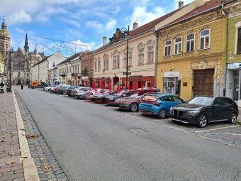 Ponúkame Vám na predaj len u nás polohou exkluzívny komerčný