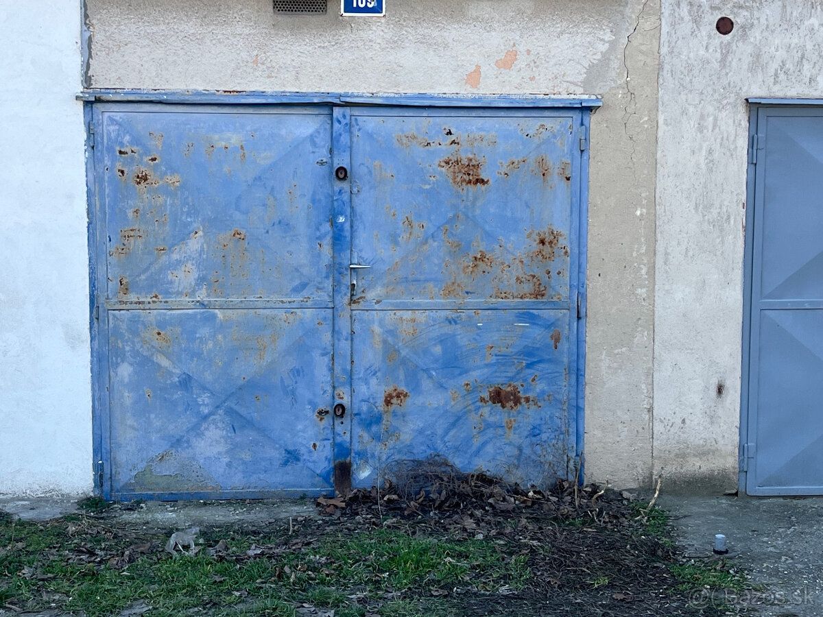 Chcę garaż, może być w oryginalnym stanie. Uzgodnimy cenę.