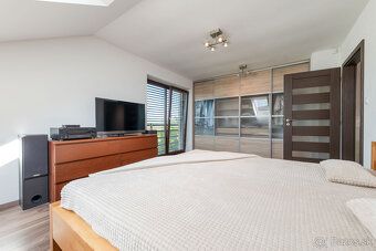 🏡 Rodzinny dom na sprzedaz – Janowik, powiat Koszyce-okolie