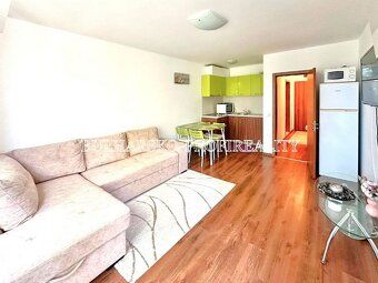 Cena: 65 990Euro Apartmán se skládá z obývacího pokoje s kuc