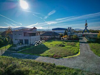 Prodej stavebních pozemků – lokalita U jezera, Čaňa